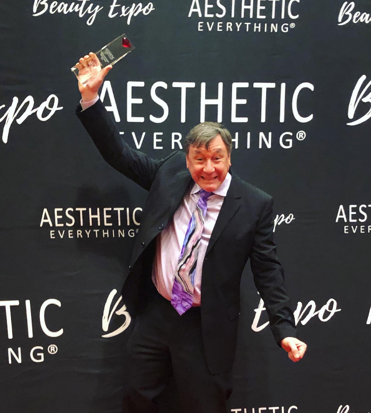 2021 Aesthetic Everything Best Plastic Surgeon West Winner - Dr. Mele